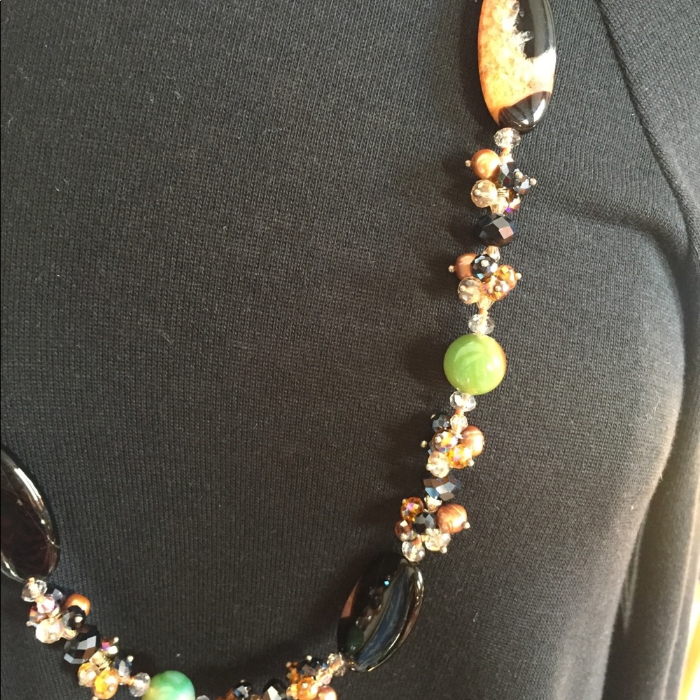 Necklace - Picture 5 of 8